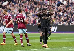 托特纳姆热刺客场战胜西汉姆联，继续保持联赛不败的简单介绍