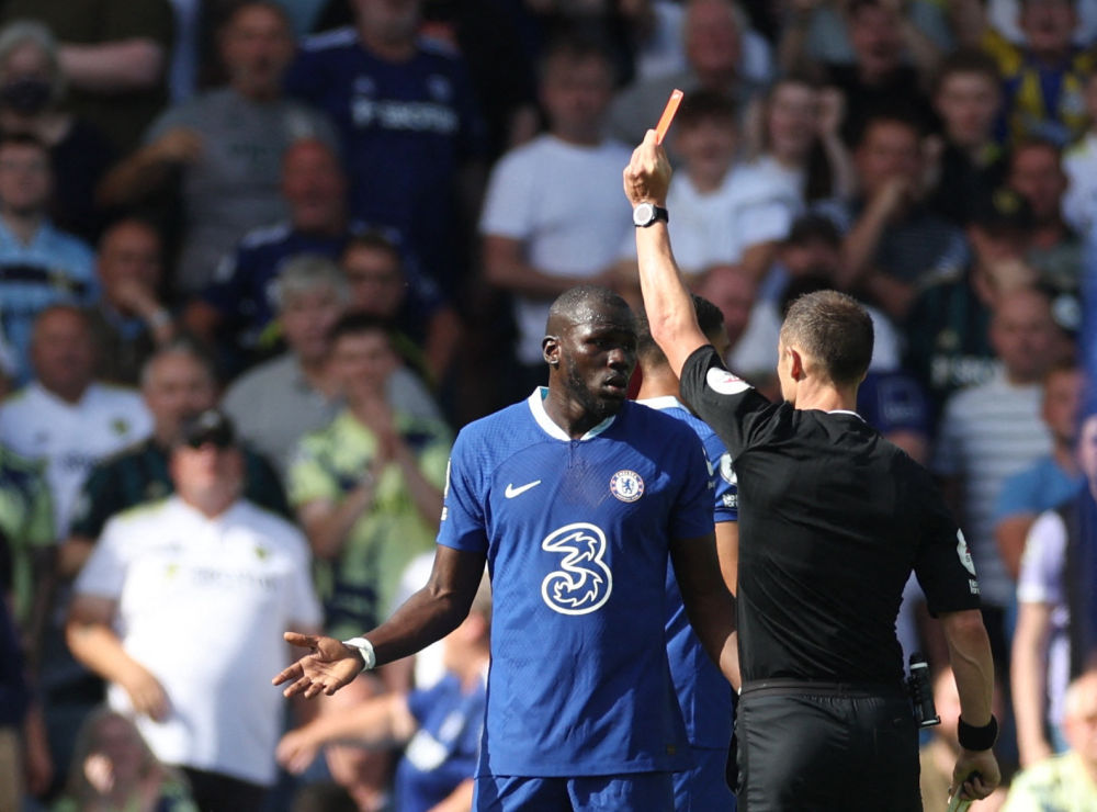 切尔西客场翻盘，实力展现冠军相貌(切尔西击败法国巴黎圣日尔曼)